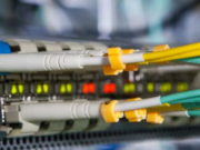 How to Choose OM1 Fiber Optic Ngaahi koloa: A Comprehensive Guide to Brands & Model Comparisons